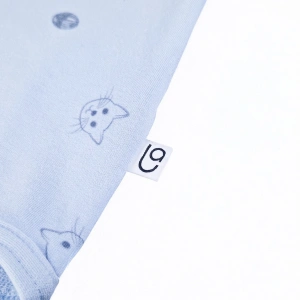LITTLE ANGEL body tričko smyk TISK DR Outlast® sv. modrá koťátka (2)