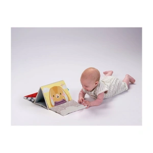 TAF TOYS knížka pro hru na bříšku Sensory Book (2)