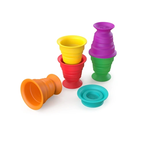 BABY EINSTEIN hračka maxi přísavky pohárky 6ks Stack & Squish Cups 6m+