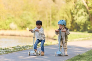 LITTLE DUTCH koloběžka tříkolová (7)