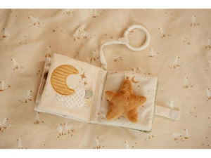 LITTLE DUTCH závěsná textilní knížka s aktivitami Newborn Naturals (5)